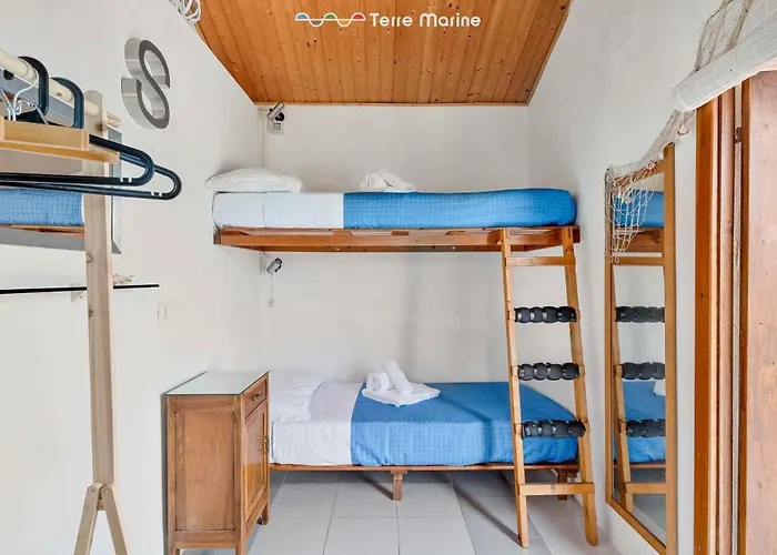 Daire La Goletta, Terre Marine
